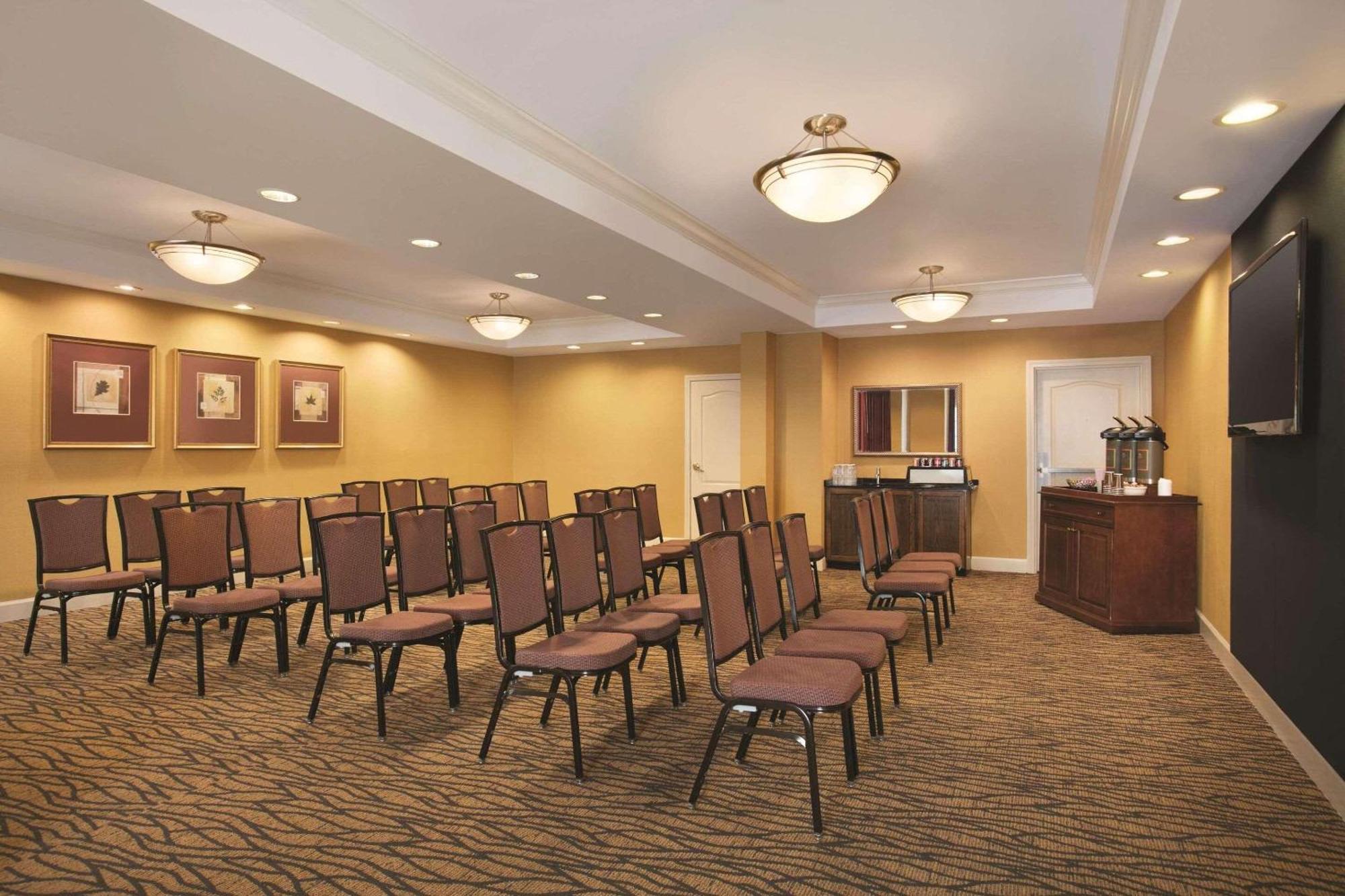 Country Inn & Suites By Radisson, Atlanta Airport North, Ga Dış mekan fotoğraf